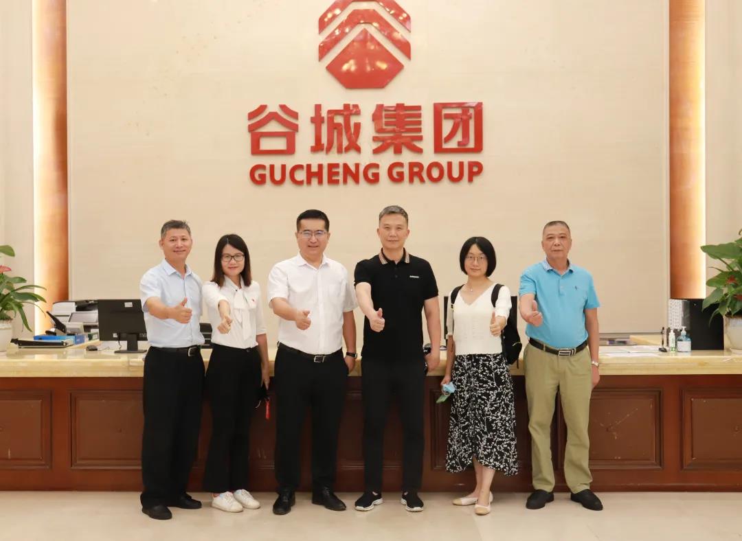 白云區(qū)委統(tǒng)戰(zhàn)部副部長、區(qū)工商聯(lián)黨組孫志輝書記一行蒞臨谷城集團調(diào)研指導(dǎo)